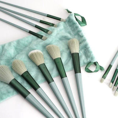 Makeup Brush Set In Velvet Bag (13 Pcs)